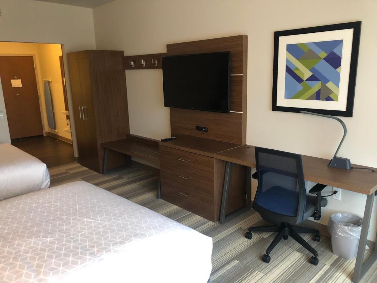 Holiday Inn Express & Suites - Madison West - Middleton By Ihg المظهر الخارجي الصورة