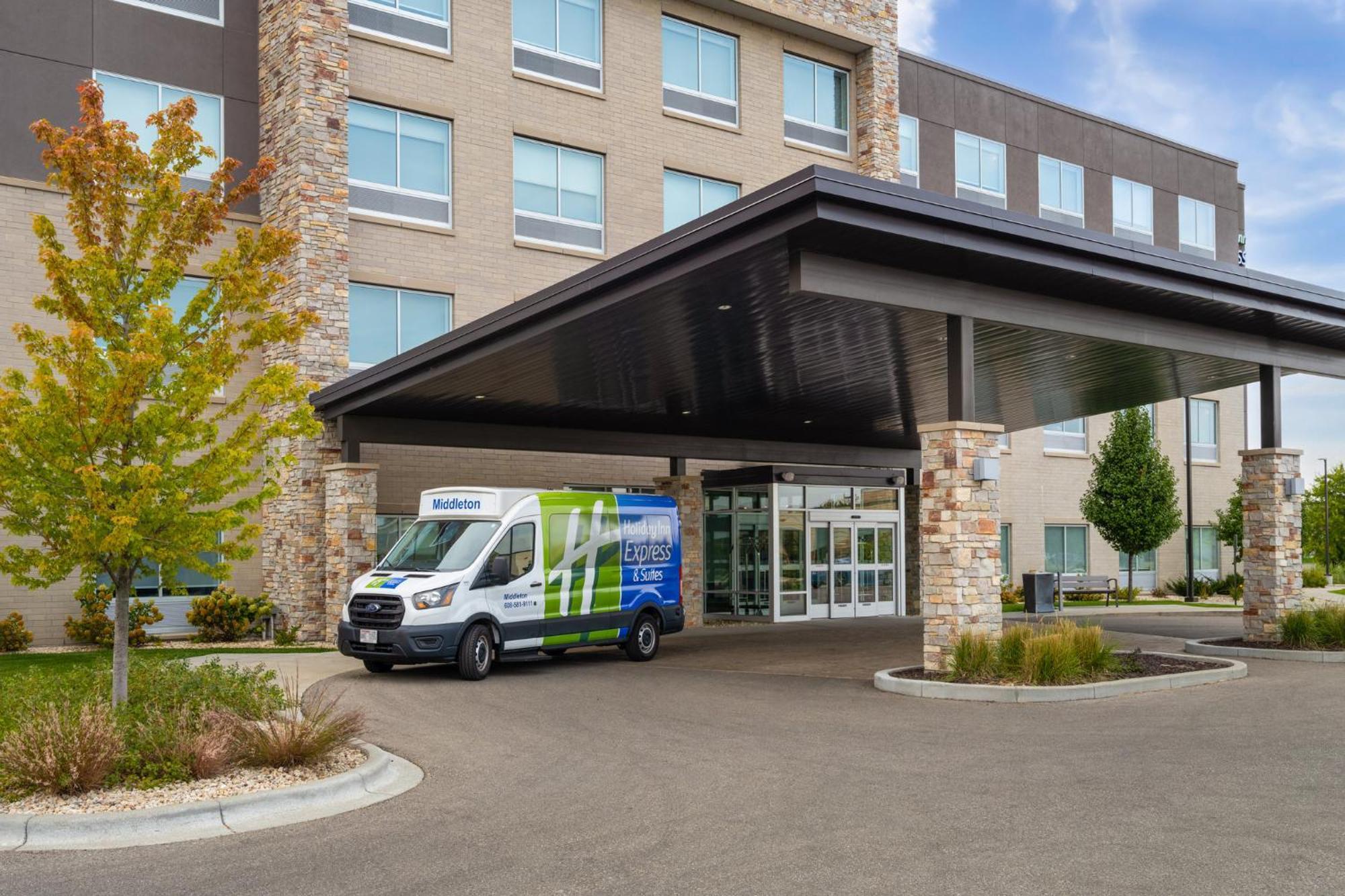 Holiday Inn Express & Suites - Madison West - Middleton By Ihg المظهر الخارجي الصورة